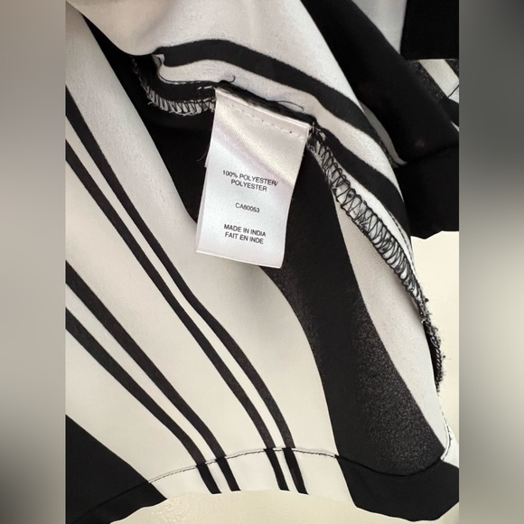 Button down sheer striped blouse JONES NEW YORK size 8 - Picture 3 of 5